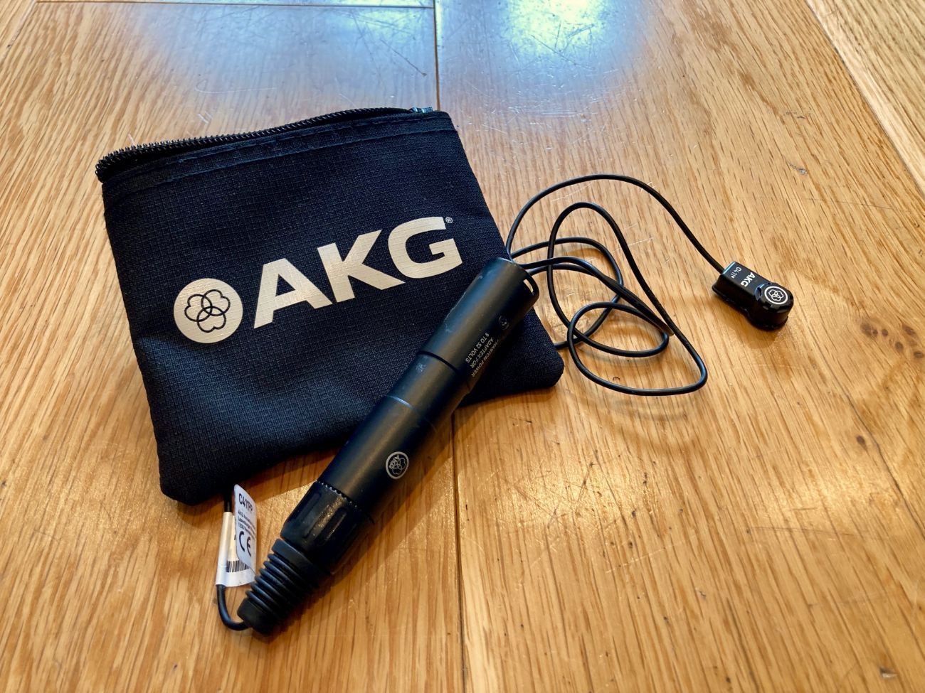 akg-c411-contact-mic-41128483.