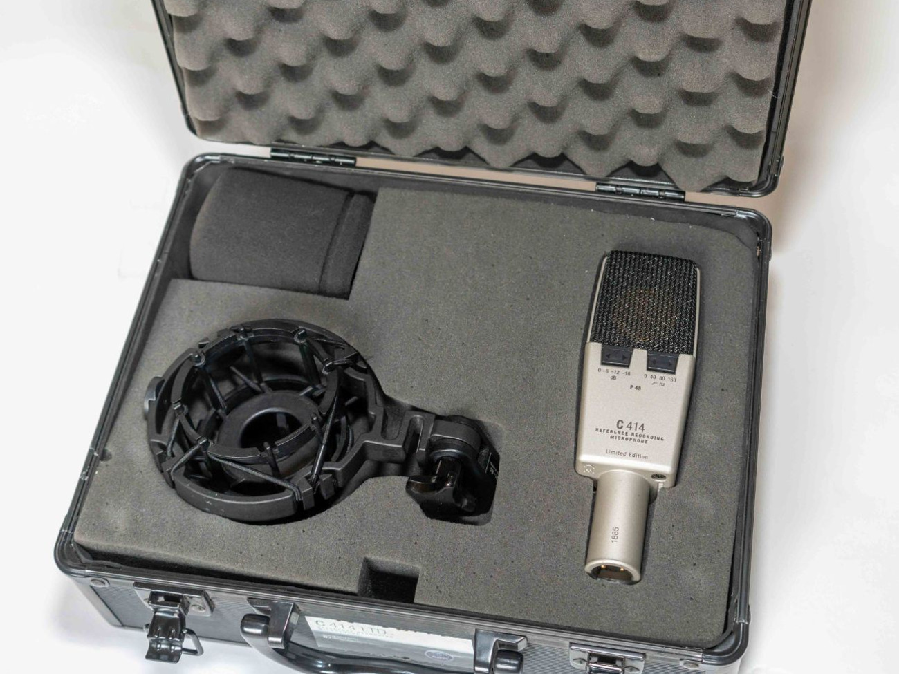 Akg c414 ltd microphone