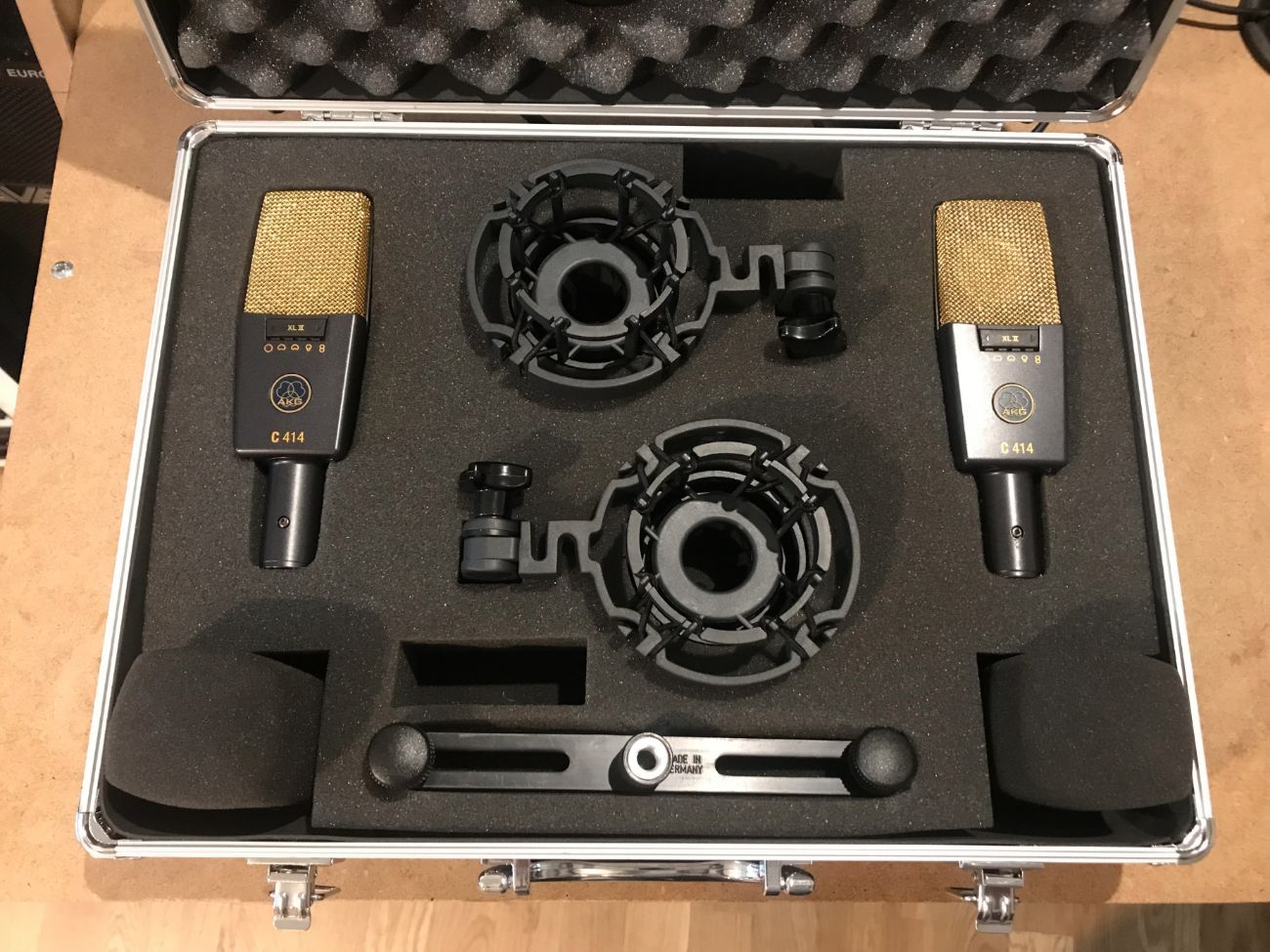 Akg c414 xlii matched pair - multi pattern condenser microphone