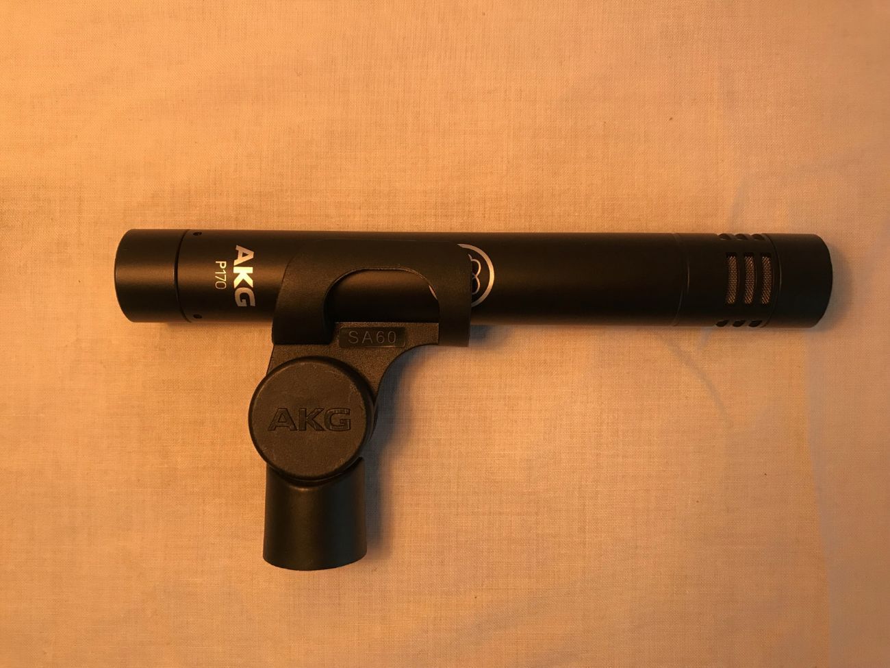Akg p170 small diaphragm condenser microphone