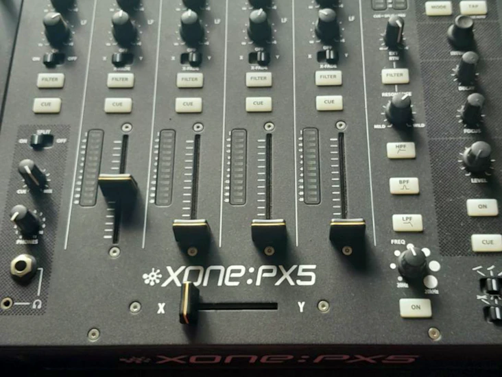 Allen and heath px 5