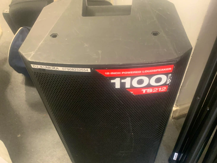 4 alto ts212 speakers £30 each