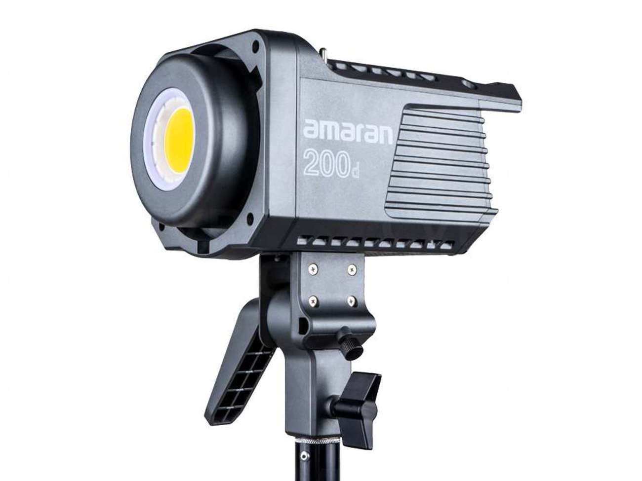 Amaran 200d  - cob light