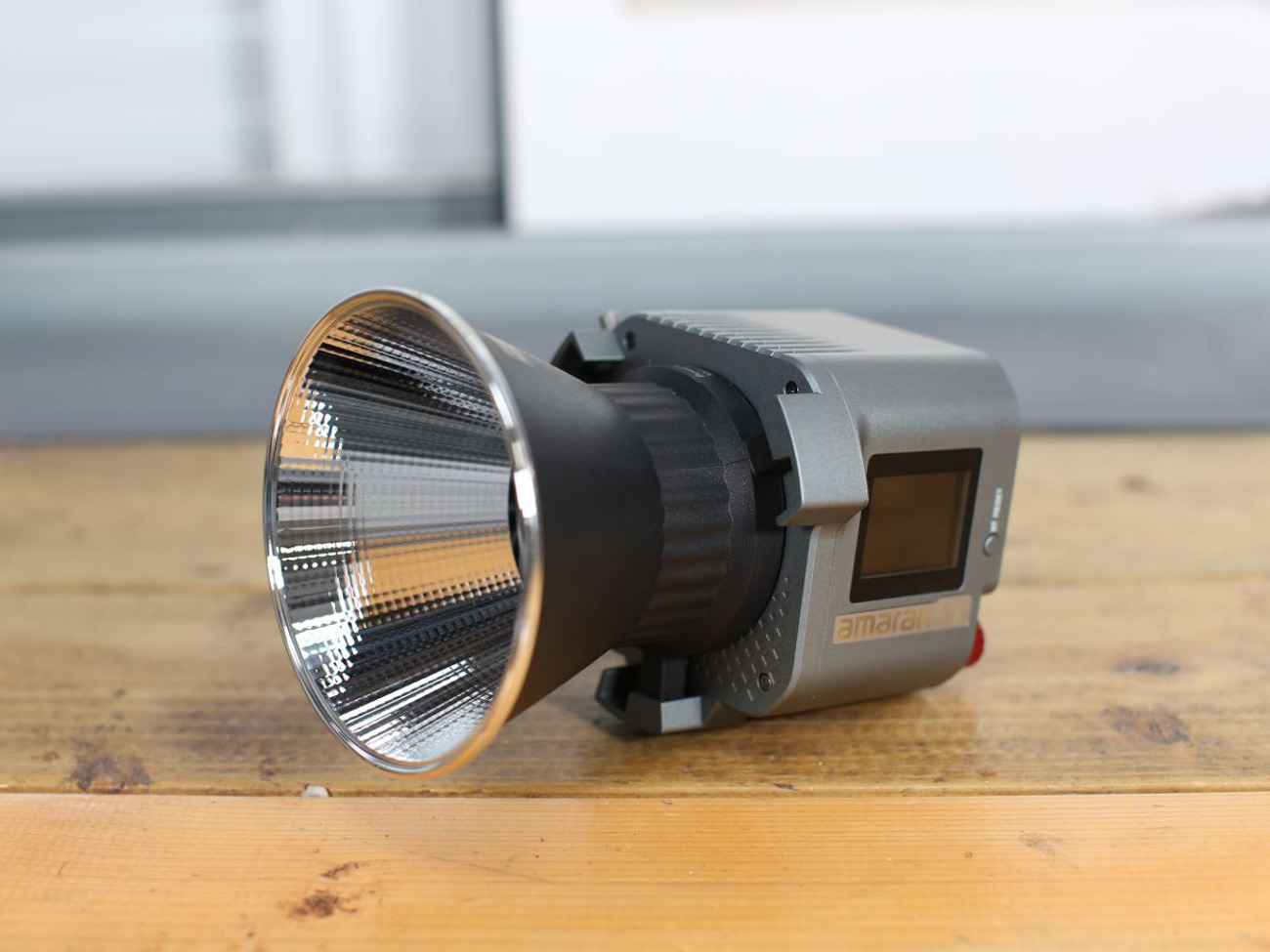 Amaran cob 60x bi-colour point source led