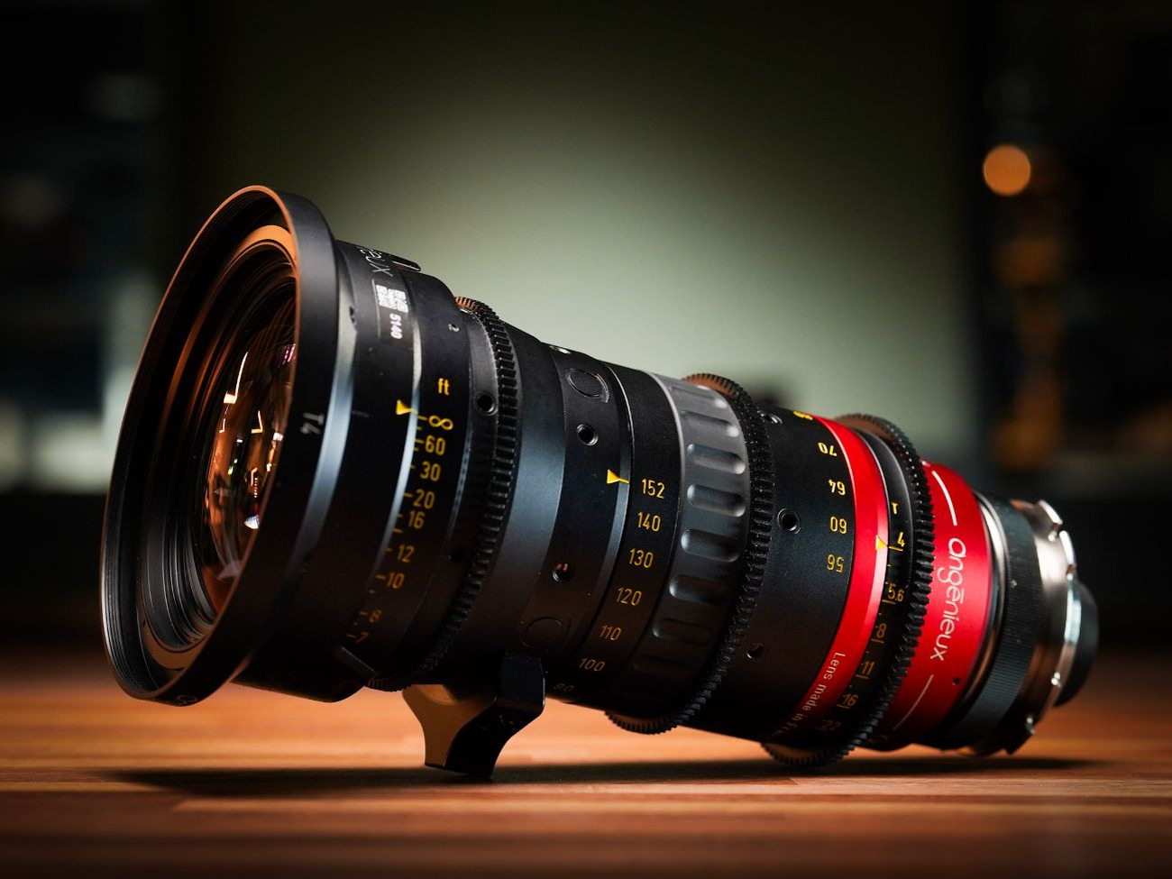 Angenieux optimo anamorphic 56-152mm t4.0 - pl mount
