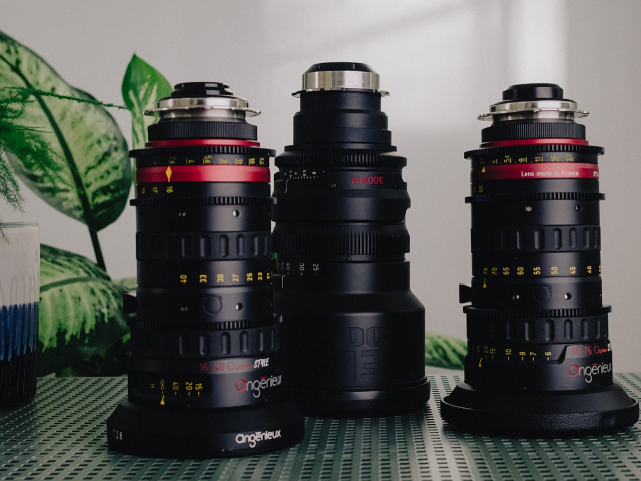 Angenieux optimo style 16-40 & 35-70 t2.8 + 300mm red prime
