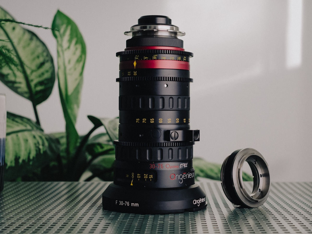 Angenieux optimo style 30-76mm t2.8