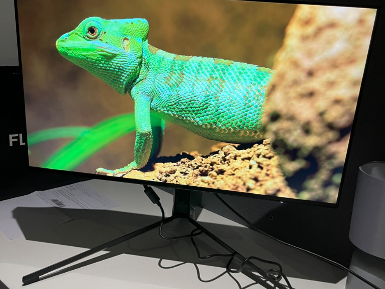 Aoc agon pro gaming monitor 27” g-sync 240hz