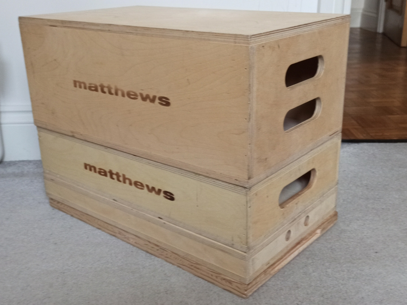 Apple boxes