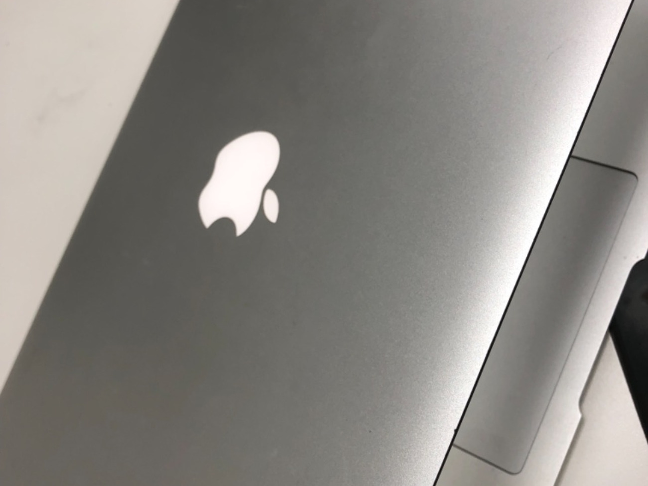 Apple macbook air 13' 1.7 ghz 512gb intel core i7 8 gb 1600 