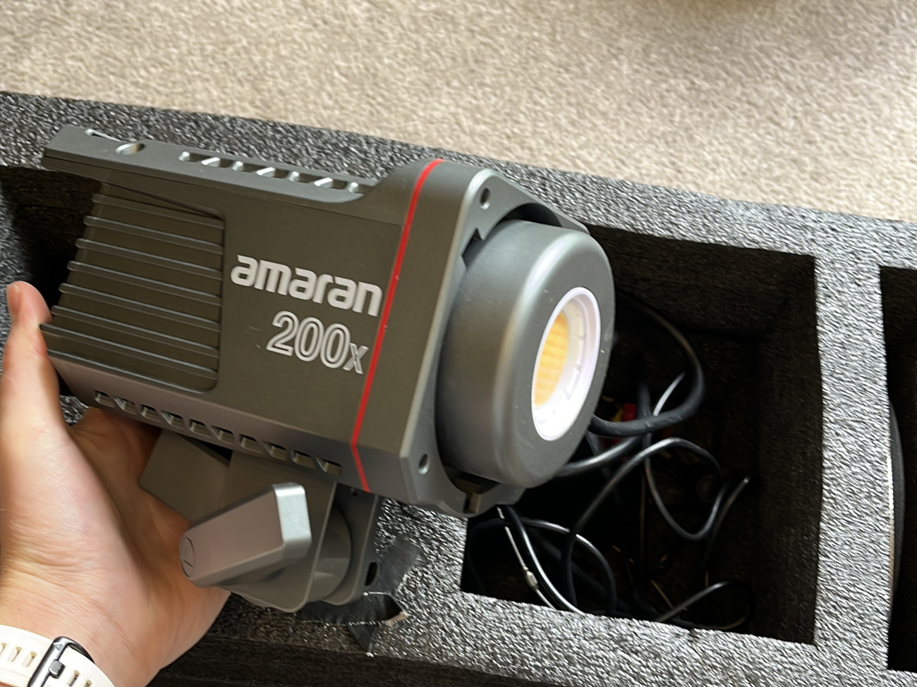 Apurature amaran 200x bi colour light w. softbox 