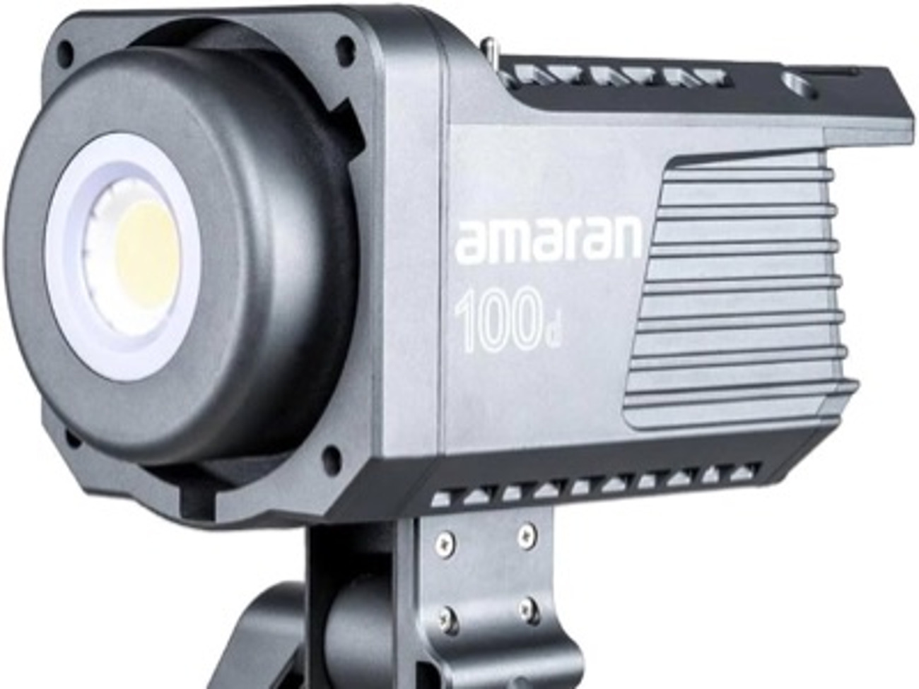 Aputure amaran 100d