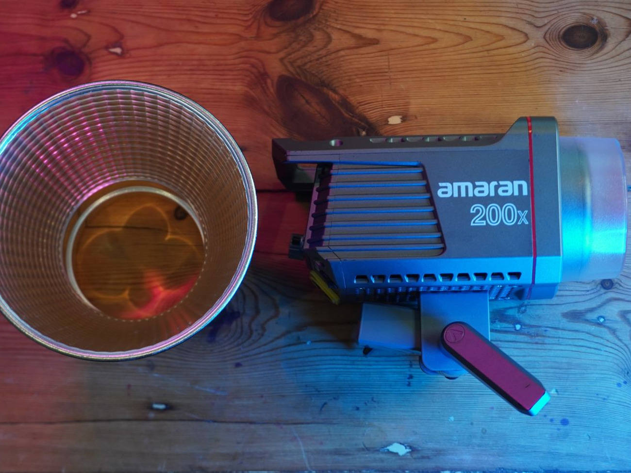 Aputure amaran 200x - bi colour led