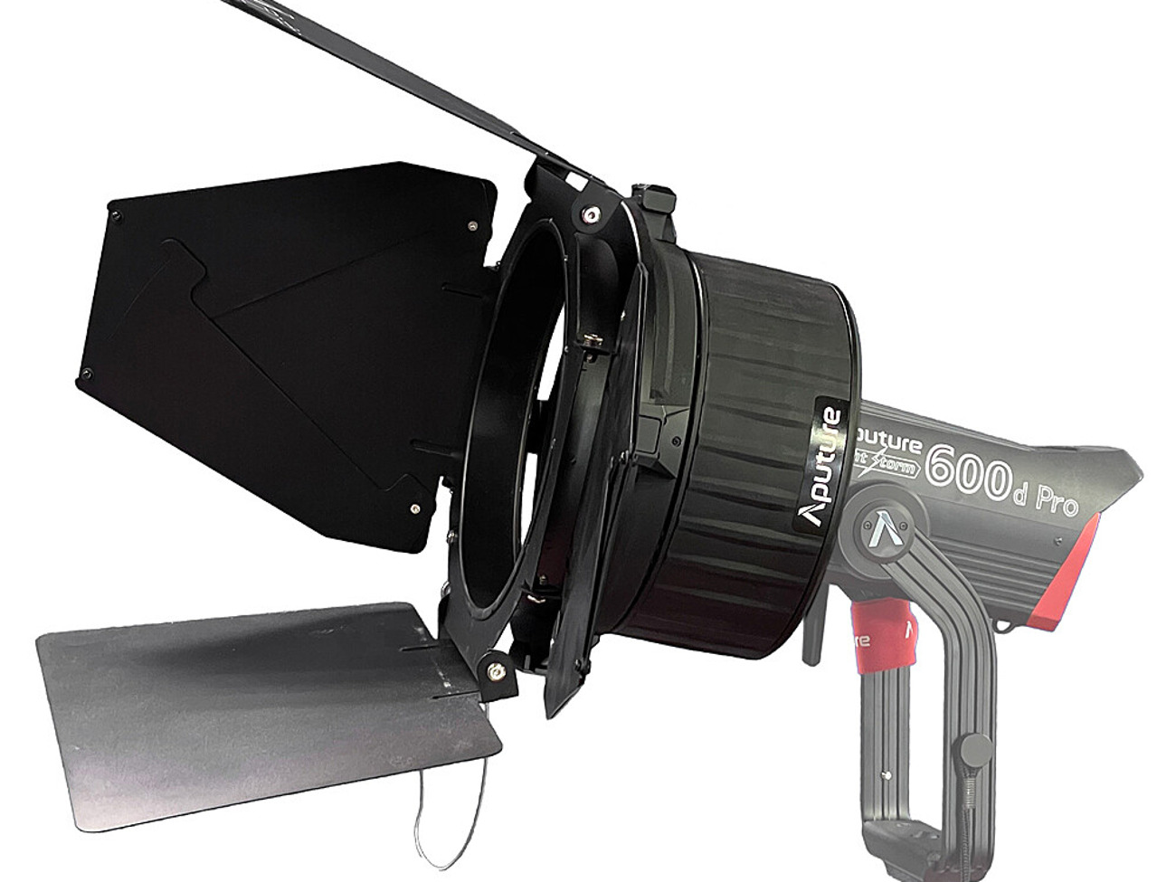 Aputure f10 fresnel with barn doors