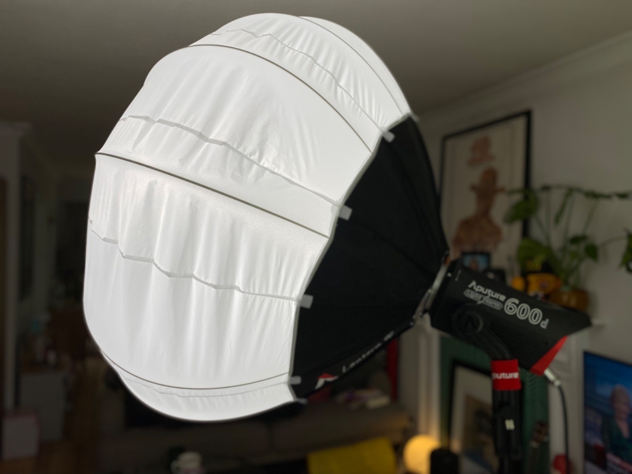 Aputure lantern 90