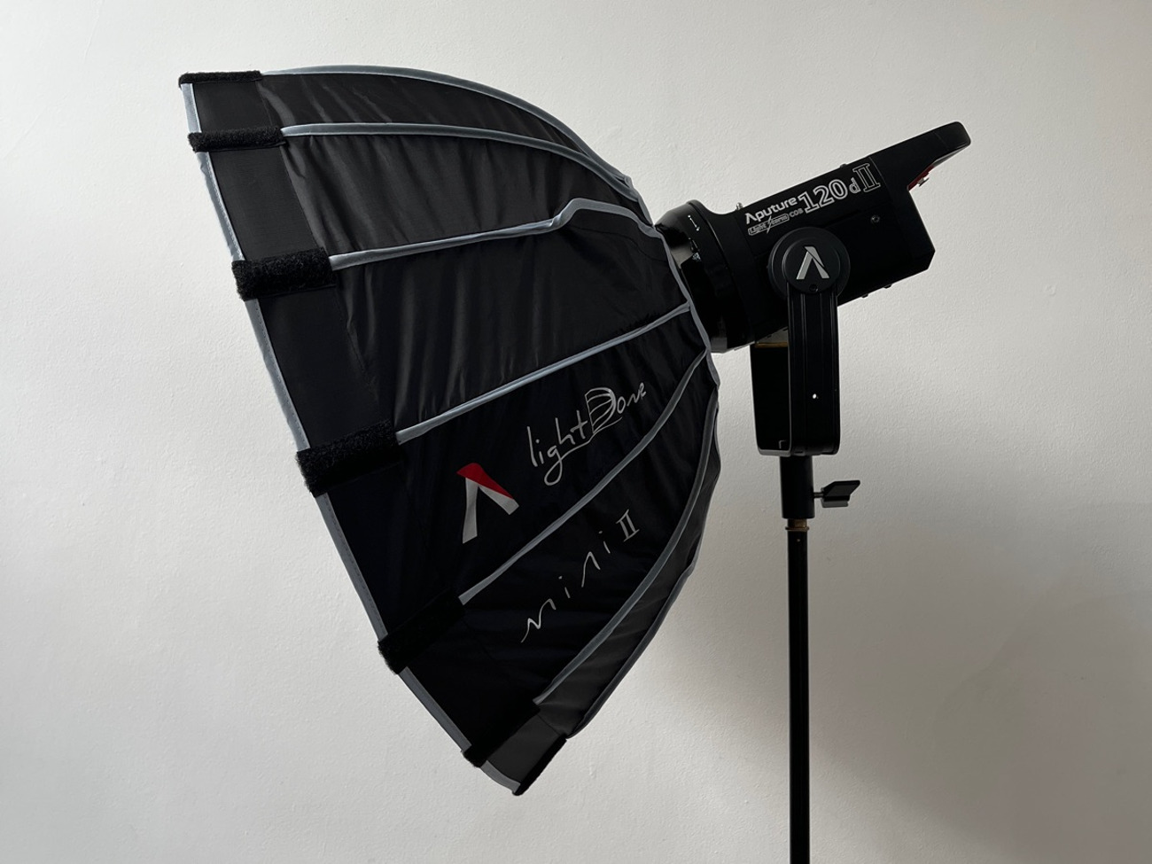 Aputure light dome mini ii
