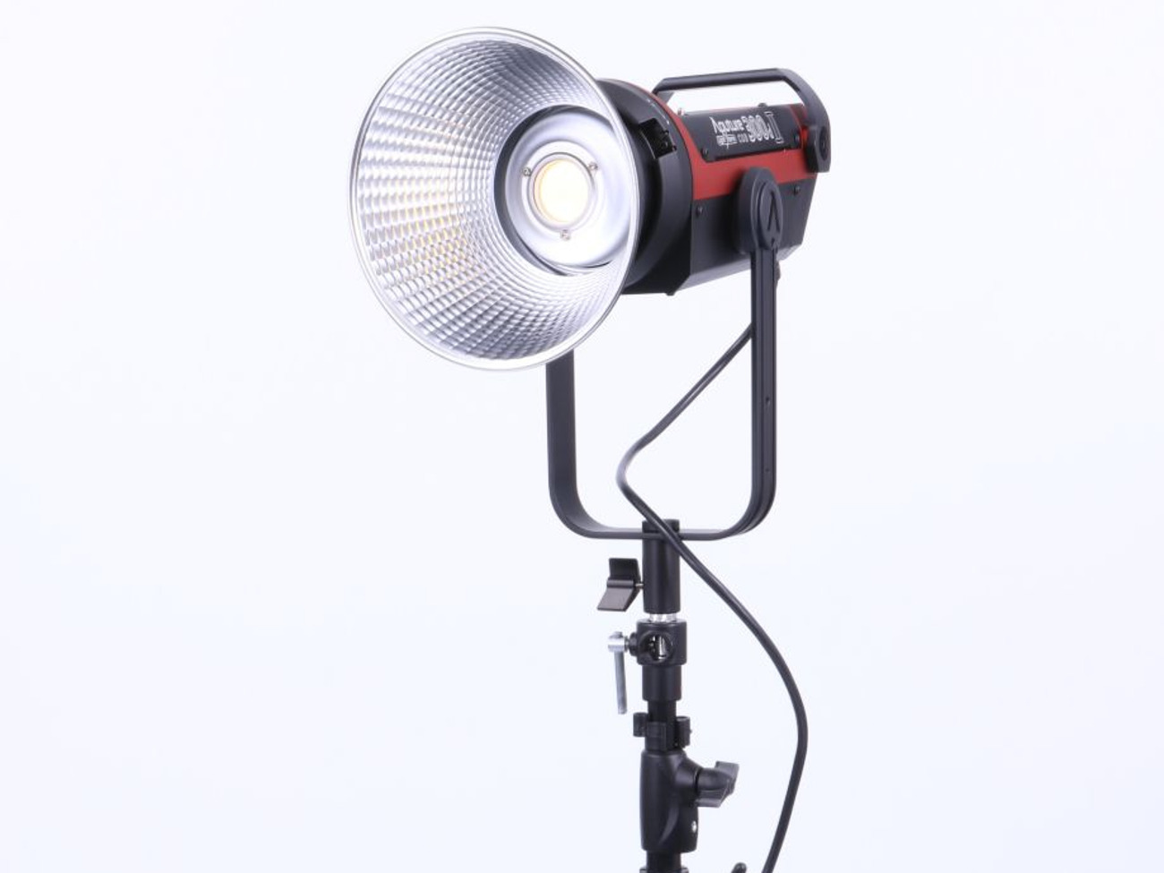 Aputure light storm 300d mark ii 