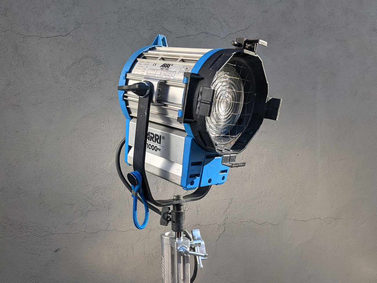 Arri 1000 / 1k arri fresnel light 