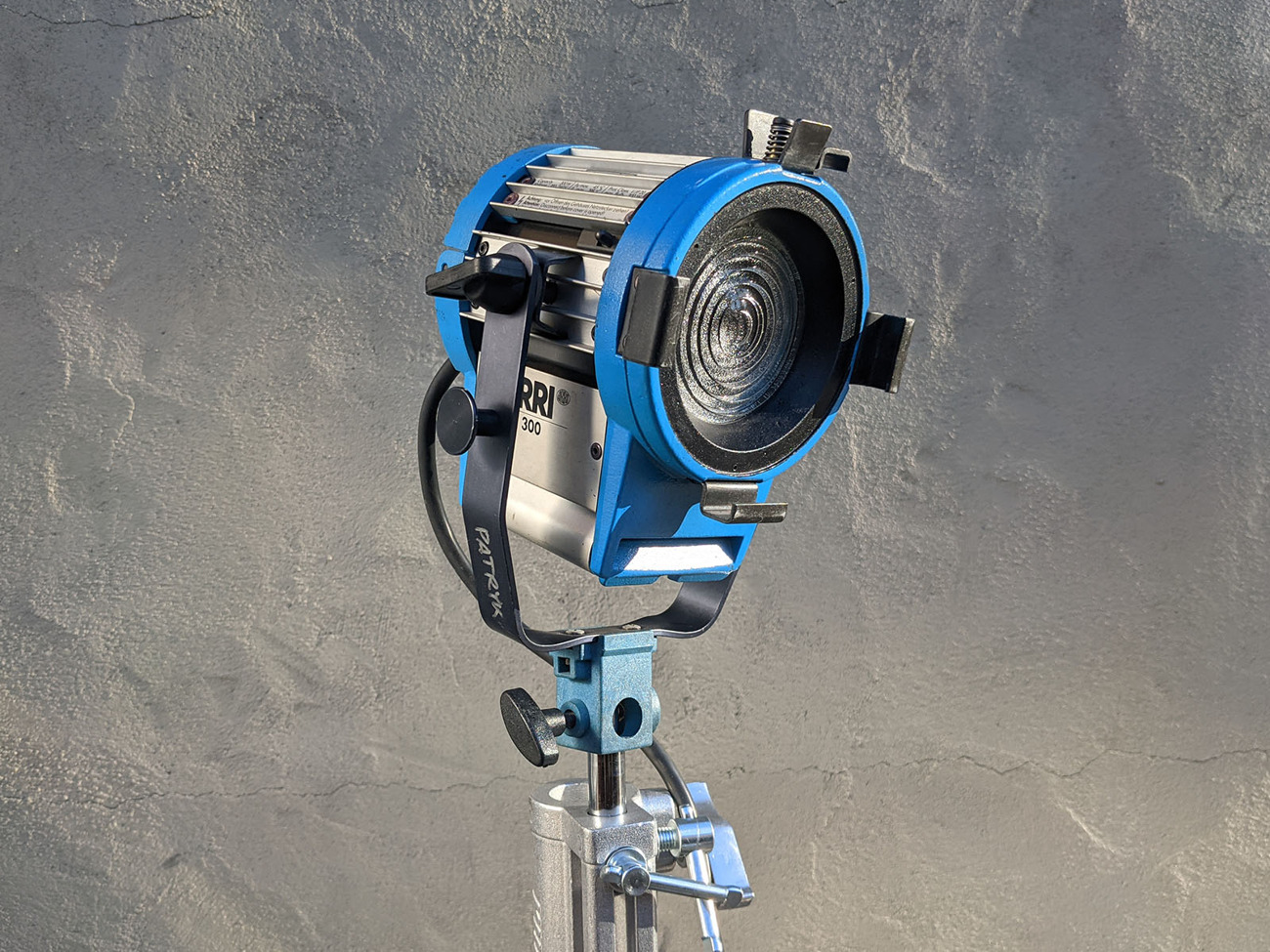 Arri 300 / 300w fresnel light