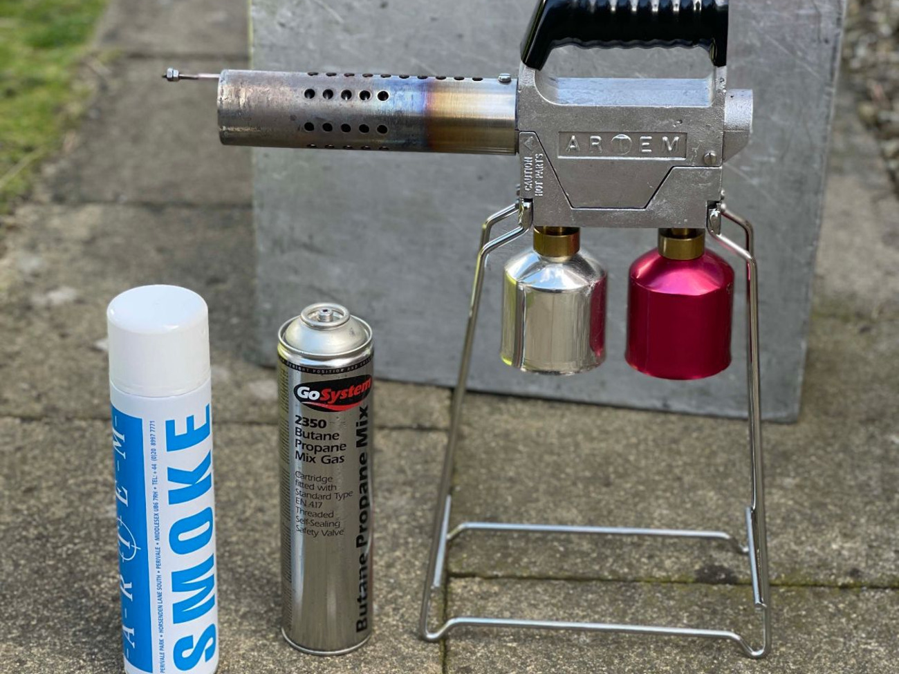 Artem exterior smoke machine (w gas and smoke)