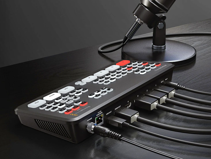 Atem mini pro iso - video switcher