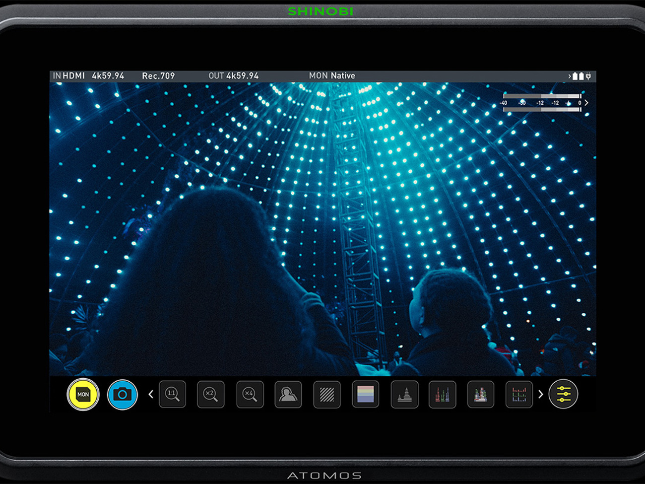 Atomos shinobi 7 monitor 
