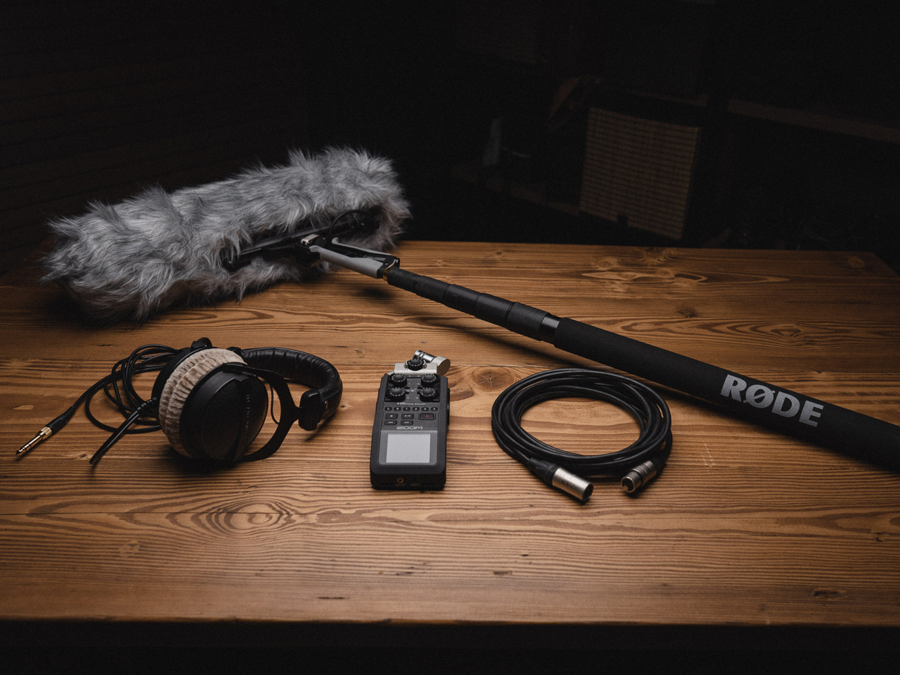 Audio kit - boom pole, ntg-3 microphone, blimp and recorder