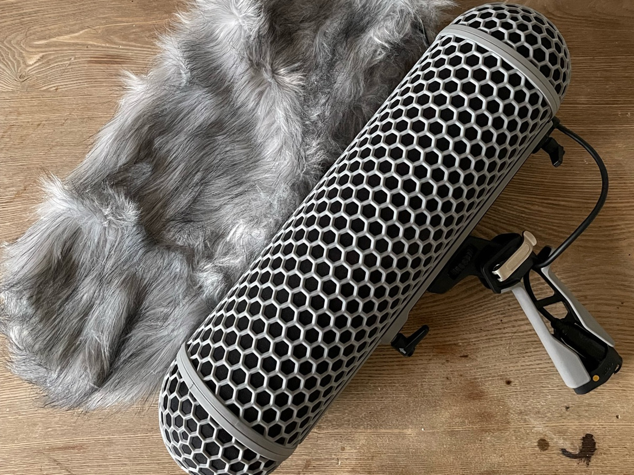 Rode blimp shotgun microphone mount