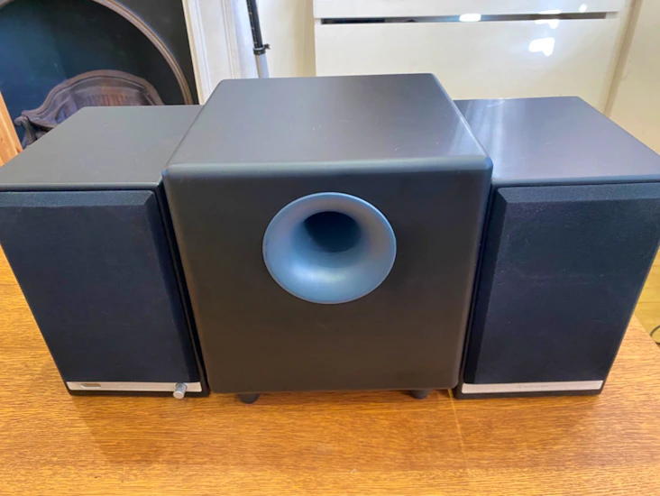 Audioengine hd6 150w + audioengine subwoofer s8 250 w