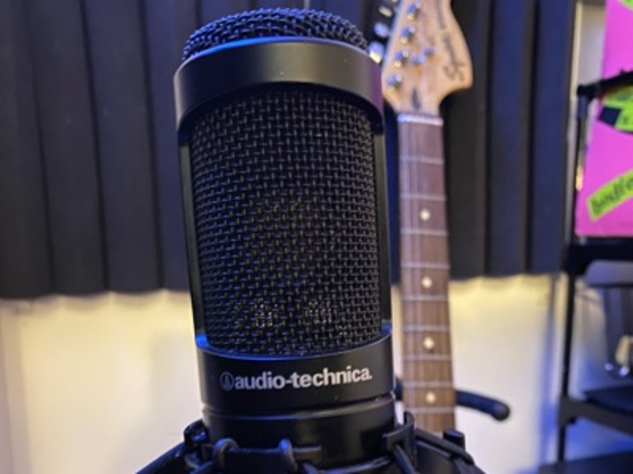 Audio-technica at 2035 condenser microphone stand + xlr cab