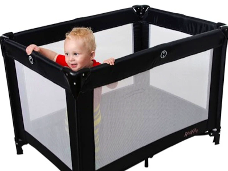 Baby cot foldable