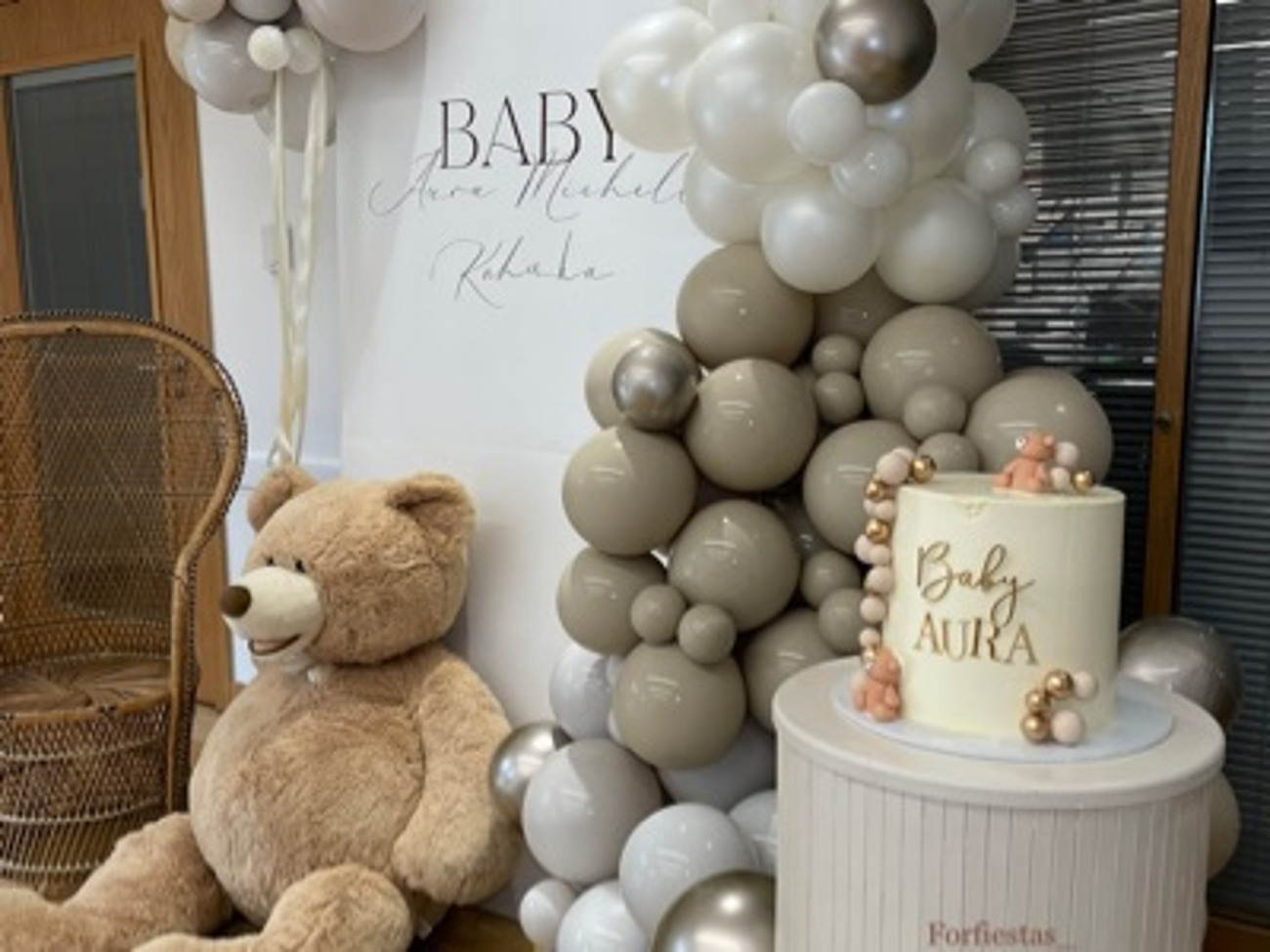 Baby shower display