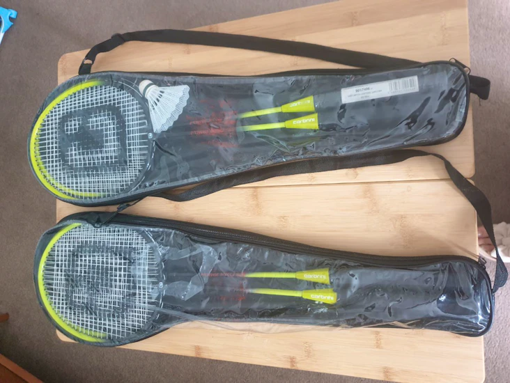 Badminton rackets x4