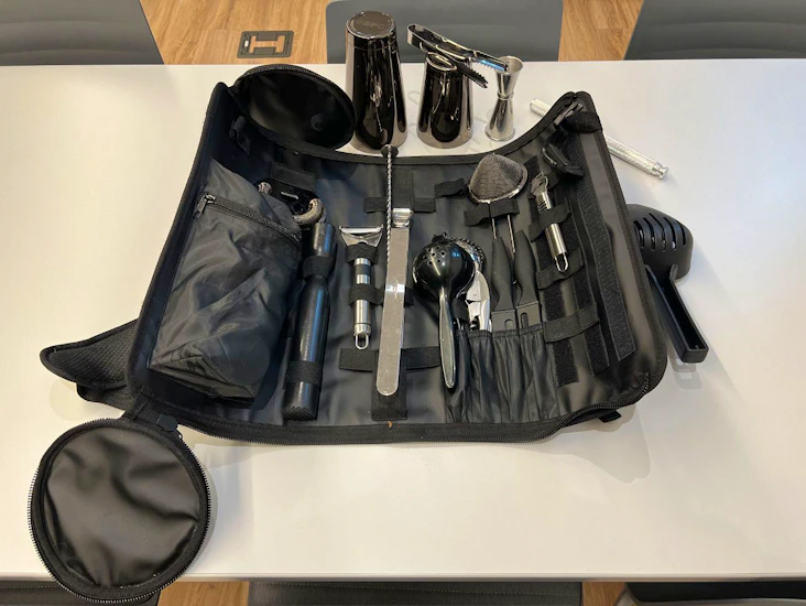 Bartender kit - 25 piece full-service