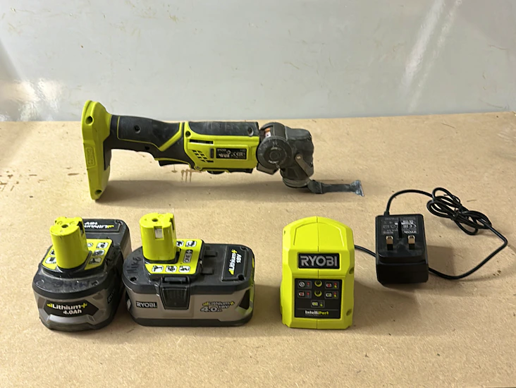 Battery powered multi tool