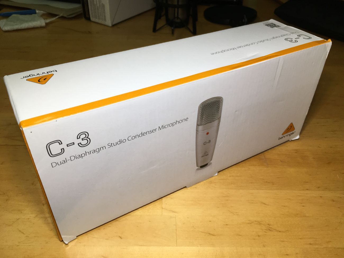 Behringer c3 condenser microphone