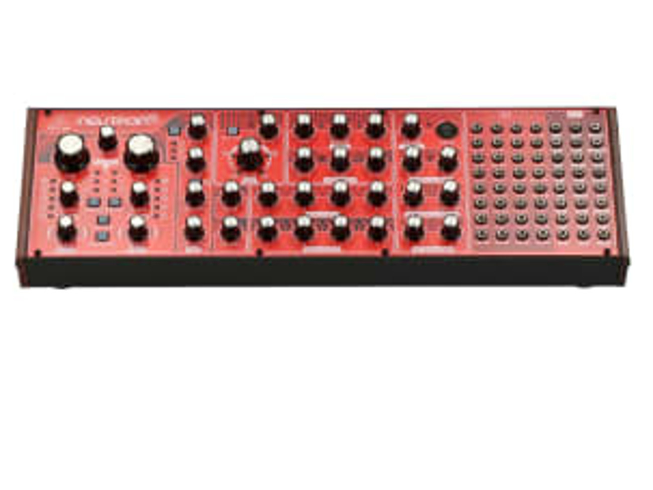 Behringer neutron synth