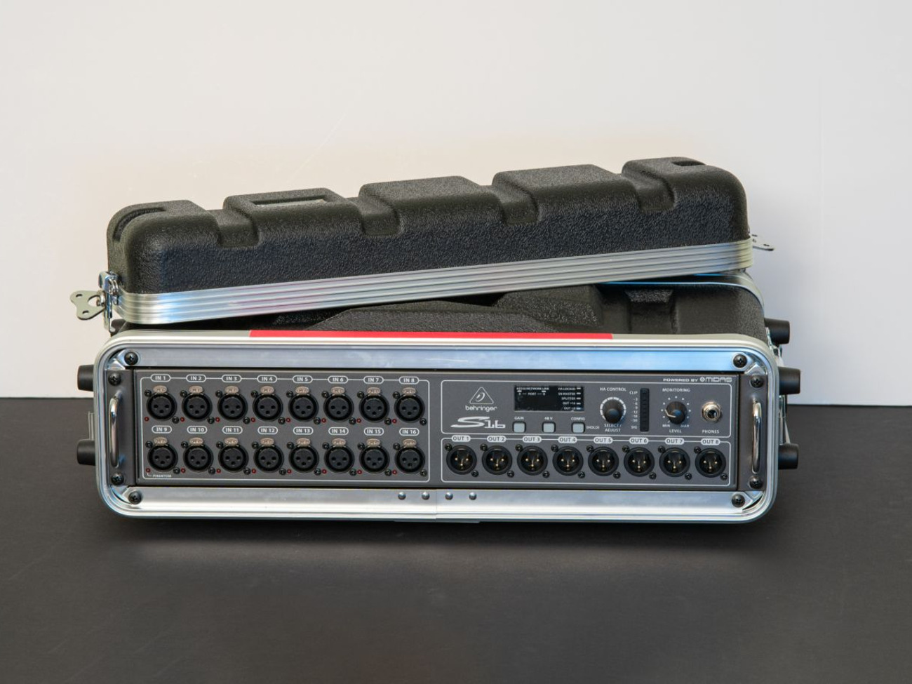 Behringer s16 stage box