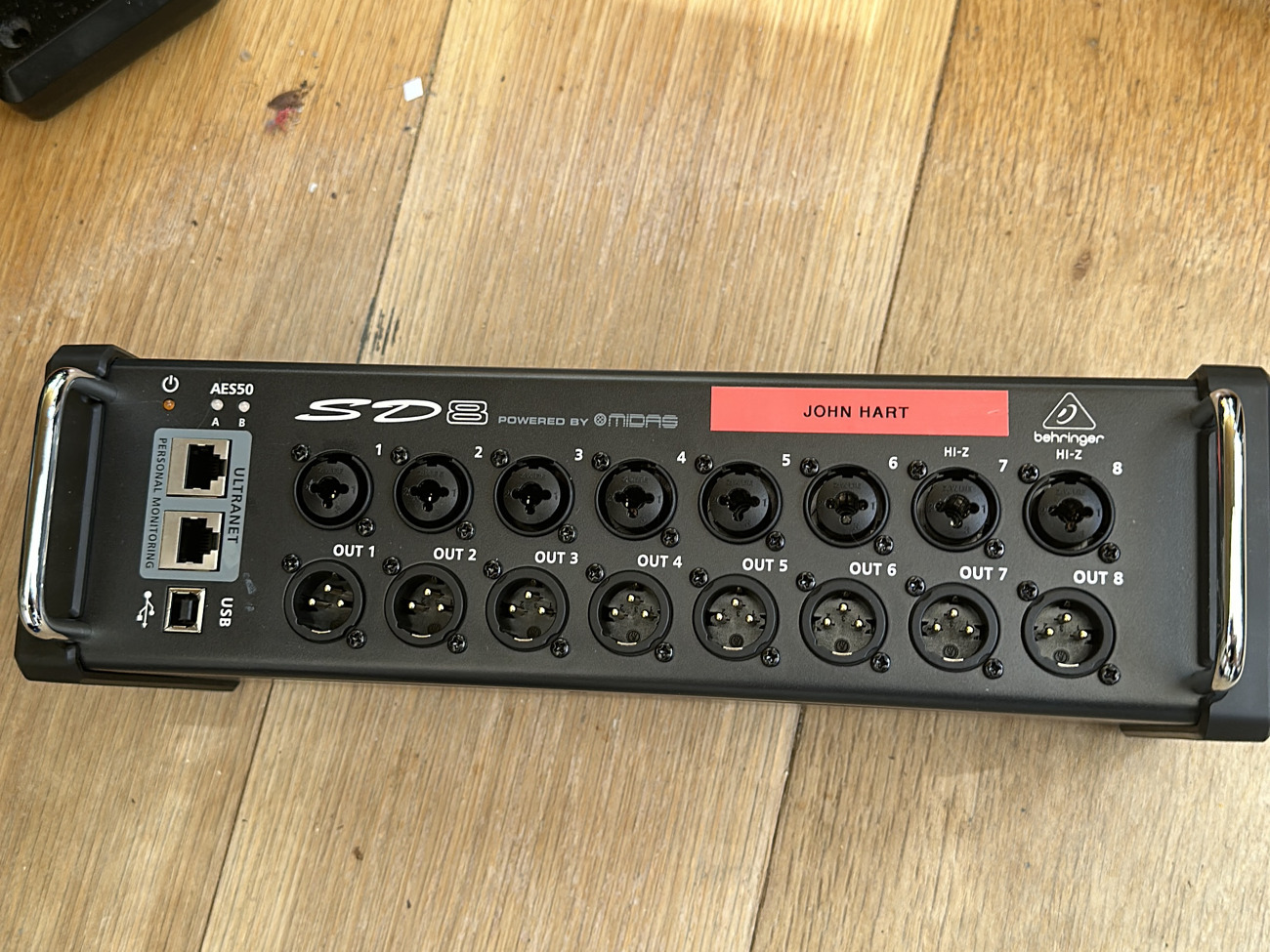 Rent Behringer SD8 Stage Box (8 in and 8 out) AES50 from