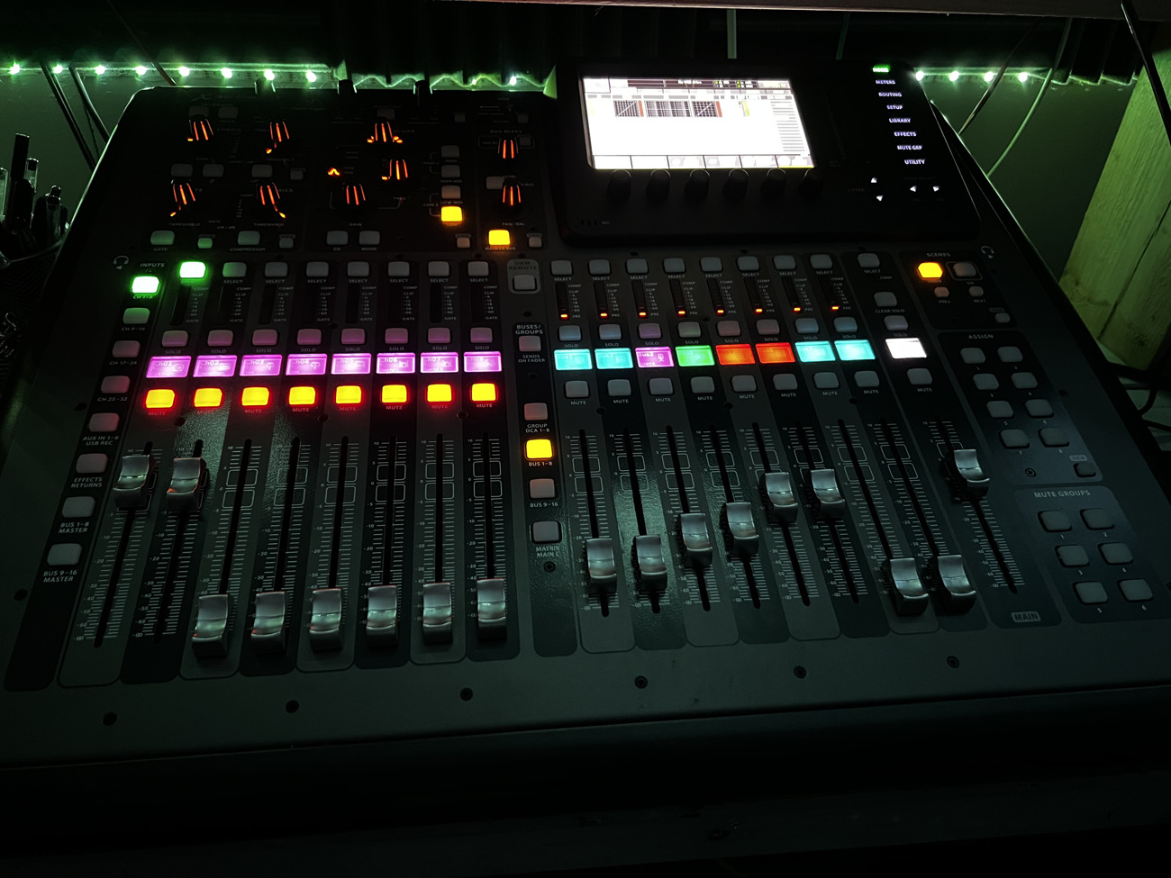 Behringer x32 compact