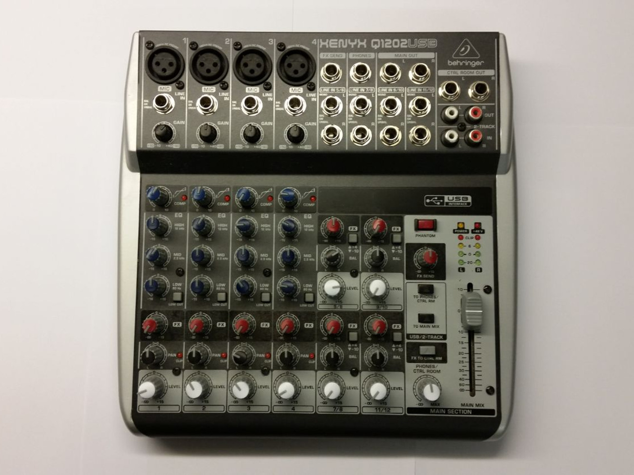 Mixer: behringer xenyx q1202usb pa and studio mixer