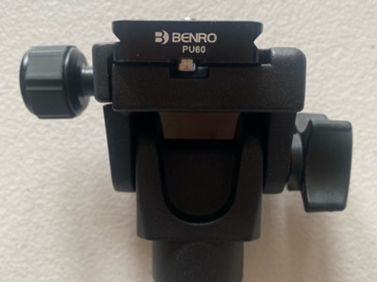 Benro dj90 tilt head with pu60 plate 