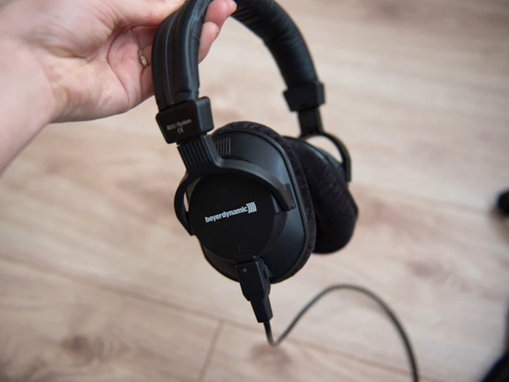 Beyerdynamic dt250 studio headphones