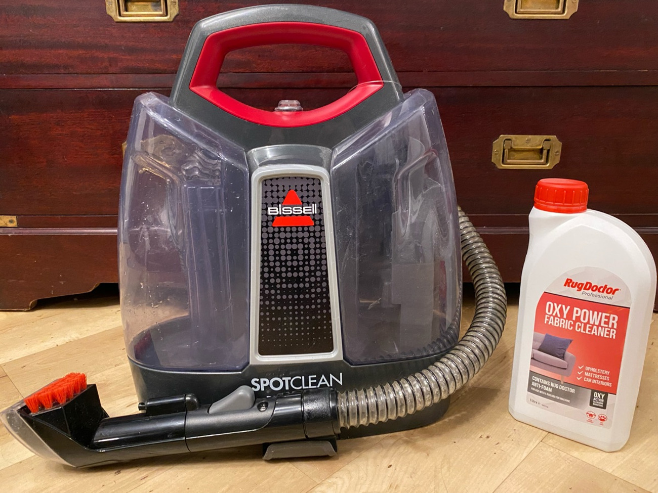 Bissell spotclean proheat carpet & upholstery cleaner