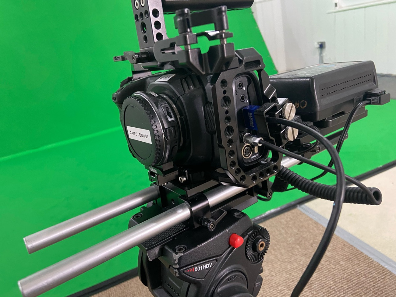 Black magic pocket 4k cinema camera/tripod + lense kit