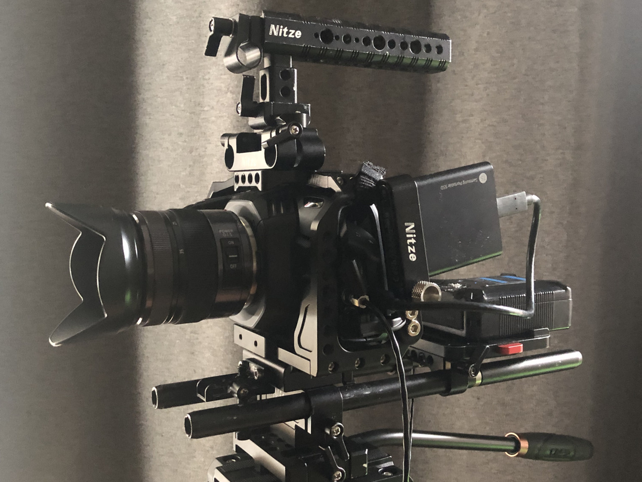 Blackmagic 4k+ lumix 12-35mm+ 1t samsung ssd 