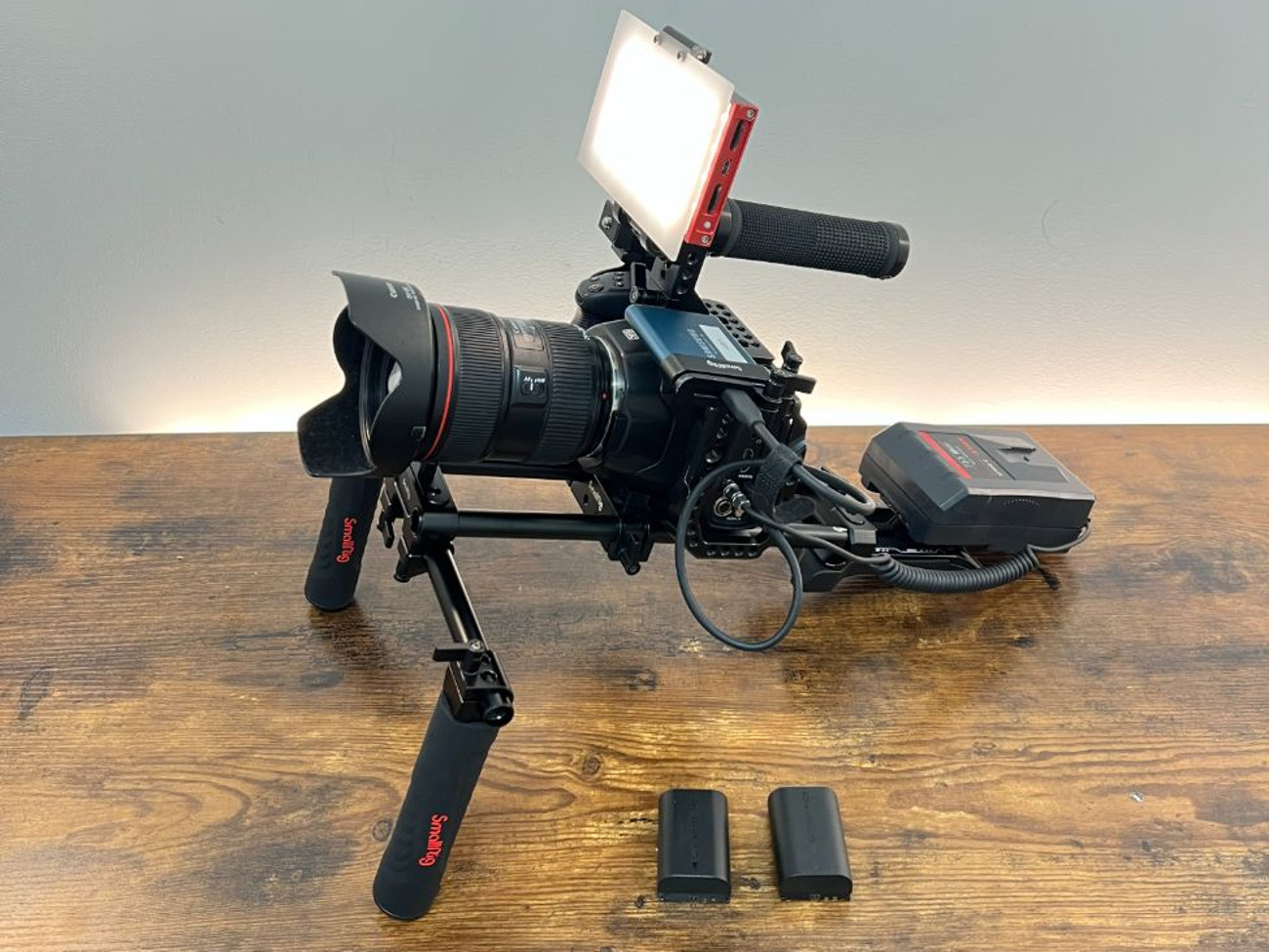 Blackmagic 6k camera 1tb ssd canon 24-70mm f2.8 kit ef pocket v lock