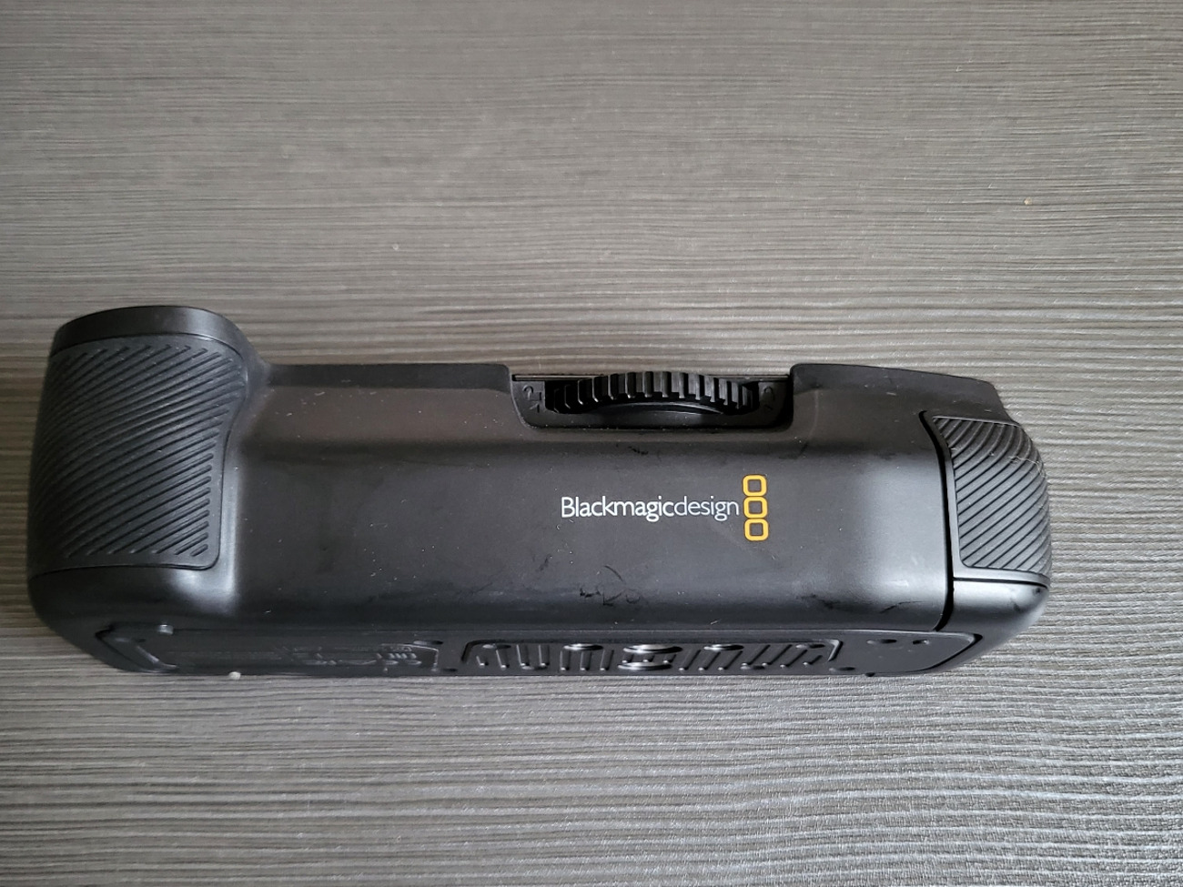 Rent Blackmagic 6k pro battery grip from Yaynor , Bunhill