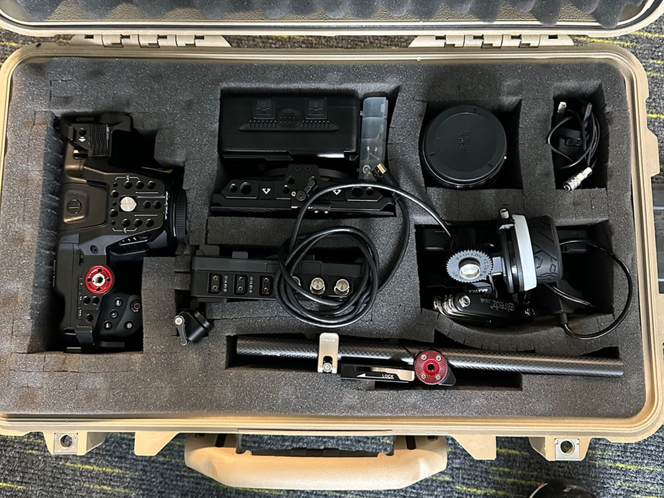 Blackmagic 6k pro kit + sigma 18-35 2.8