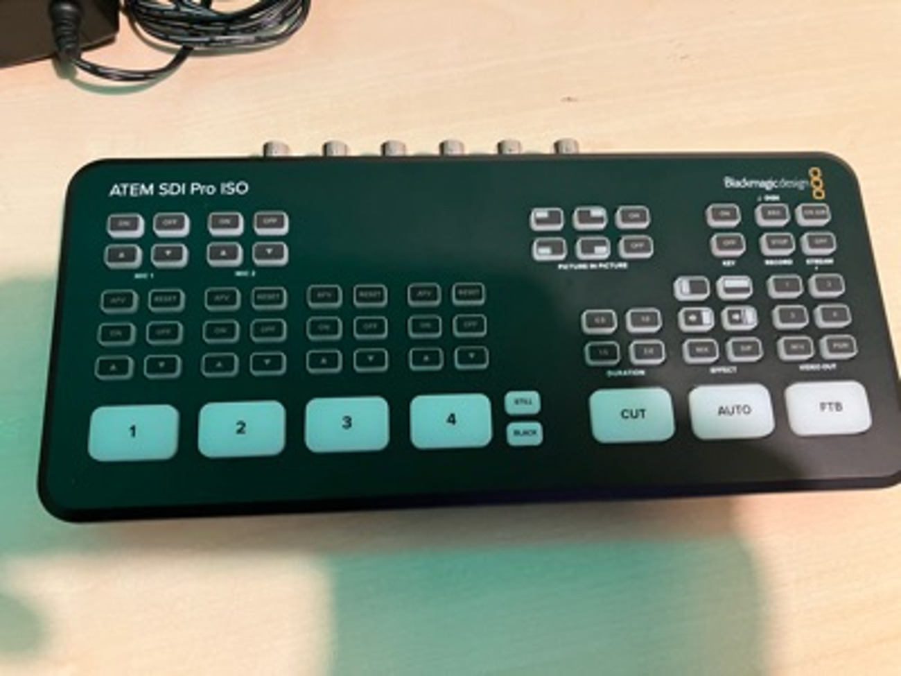 Blackmagic atem pro iso sdi 4ch vision mixer